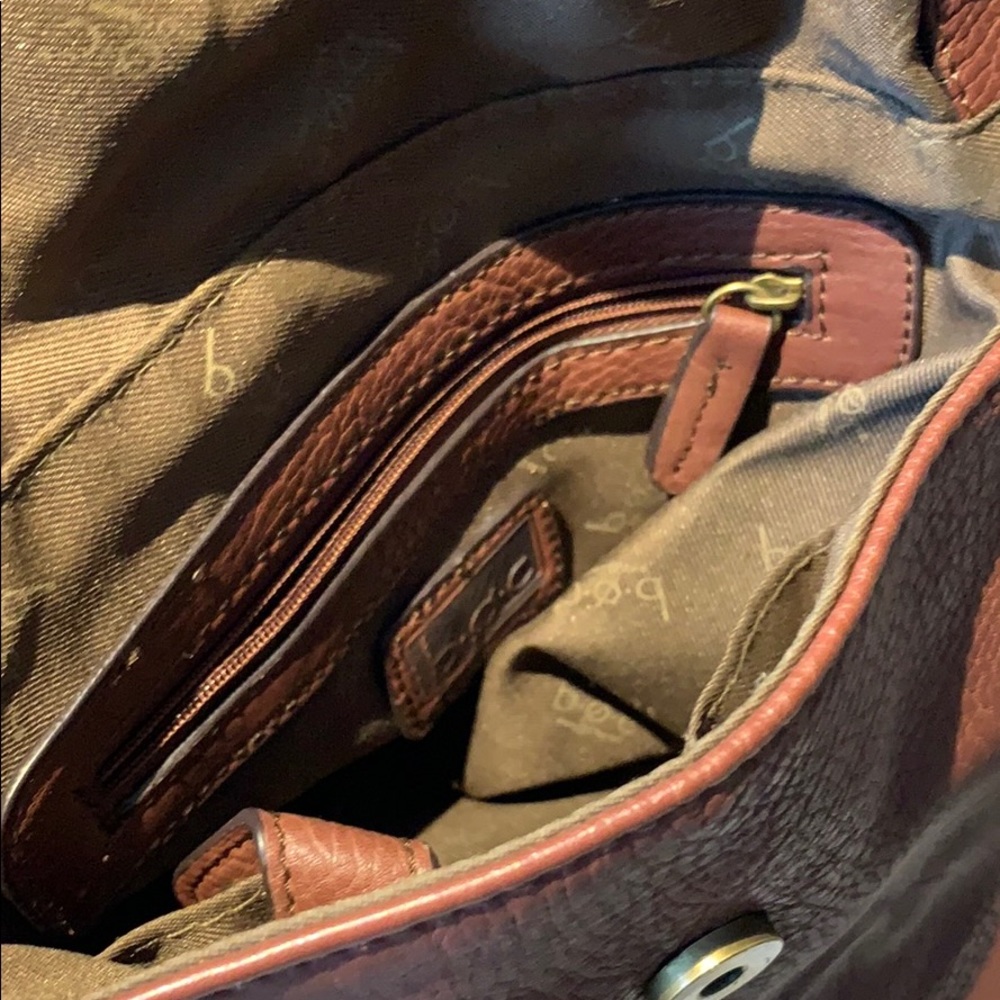 BOC Cross Body Bag - Picture 2 of 2